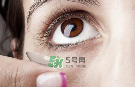 配個(gè)隱形眼鏡多少錢？隱形眼鏡日拋多少錢