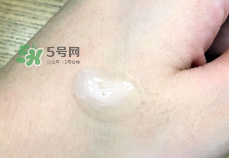 資生堂紅妍肌活精華露怎么用？資生堂紅妍精華使用方法