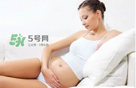 羊水栓塞發(fā)生在什么時候？羊水栓塞癥狀