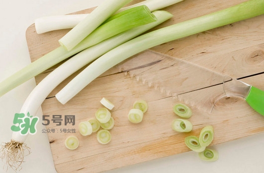 大蔥是堿性食物嗎？大蔥是酸性還是堿性？