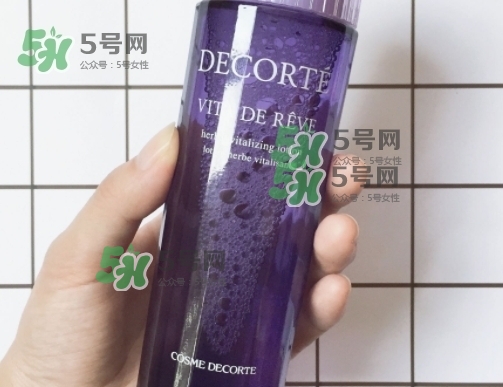 黛珂紫蘇水和ipsa流金水哪個好？紫蘇水和流金水對比