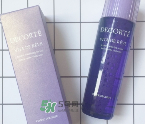 黛珂紫蘇水和sk2神仙水哪個(gè)好？紫蘇水可以和神仙水一起用嗎