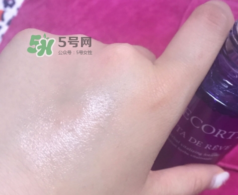 黛珂紫蘇水和cpb水磨精華哪個(gè)好？紫蘇水和cpb水磨搭配