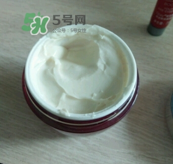 olay玉蘭油大紅瓶一套多少錢？olay大紅瓶專柜多少錢