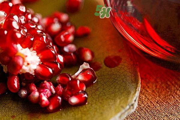 吃石榴籽有什么好處？吃石榴籽有副作用嗎？