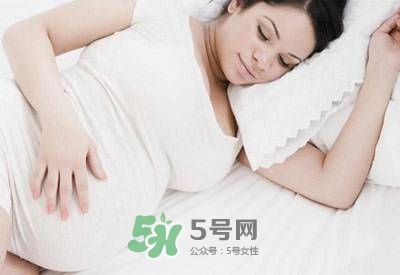 羊水栓塞發(fā)生在什么時候？羊水栓塞癥狀