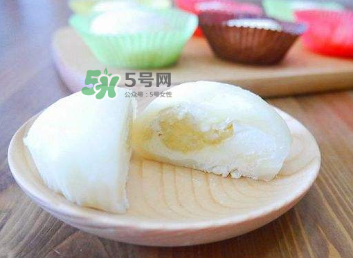 冰皮月餅粉可以做雪媚娘嗎？雪媚娘和冰皮月餅區(qū)別