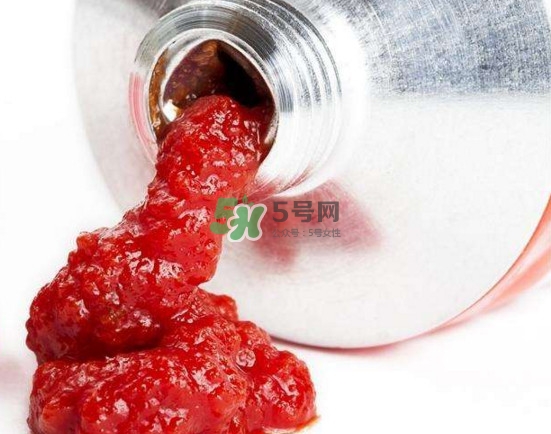 衣服上的番茄醬怎么洗掉？番茄醬如何洗掉