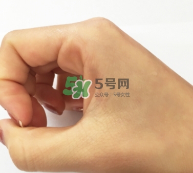 olay小白瓶和a醇怎么用？olay小白瓶和露得清a醇使用順序
