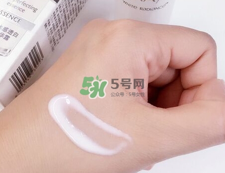 olay小白瓶和樂(lè)敦cc美容液哪個(gè)好？olay小白瓶和樂(lè)敦cc順序