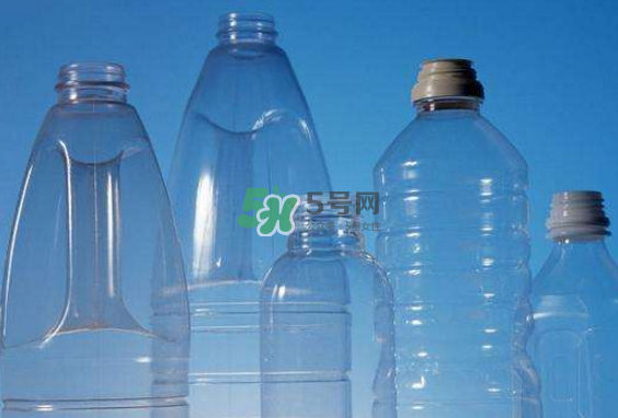 喝水就想小便是什么原因？喝水尿頻怎么辦？