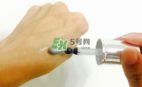蘭蔻小灰瓶怎么用？蘭蔻小灰瓶眼部精華使用方法