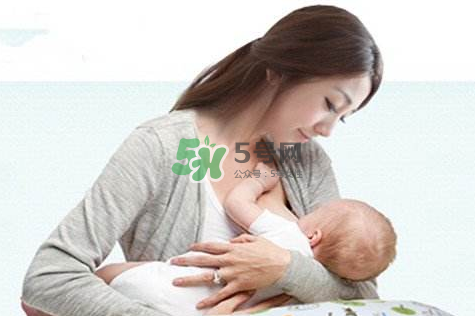 母乳喂養(yǎng)會乳糖不耐受嗎？母乳喂養(yǎng)會過度喂養(yǎng)嗎？