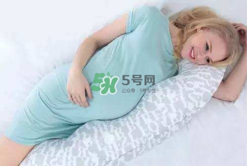 孕晚期怎么睡覺才舒服？孕晚期正確睡姿