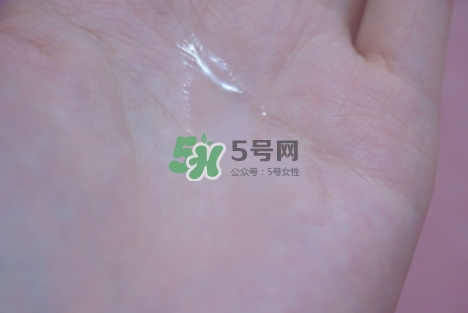蘭蔻粉水和神仙水哪個好？粉水和神仙水可以一起用嗎？