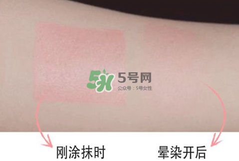 美寶蓮微醺氣色感應(yīng)腮紅棒怎么樣？美寶蓮腮紅棒怎么用