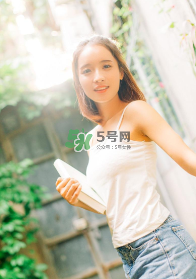 女金膠囊經(jīng)期可以吃嗎？女金膠囊什么時候吃最好？