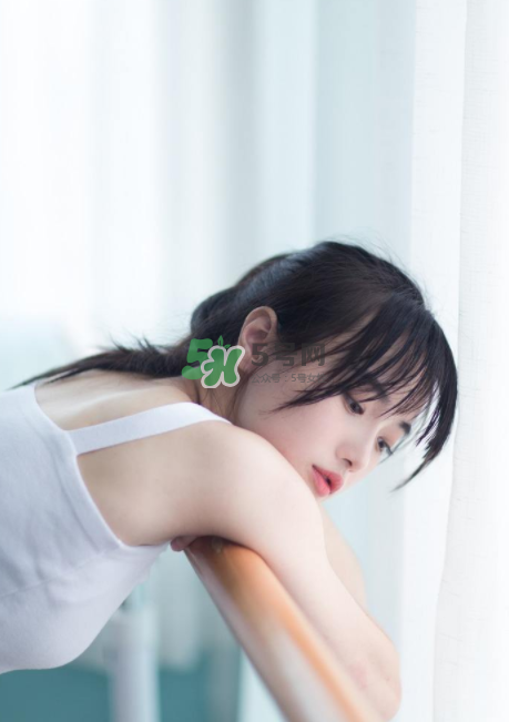 女金膠囊經(jīng)期可以吃嗎？女金膠囊什么時候吃最好？