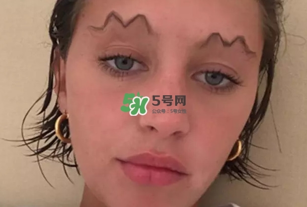 波浪眉是怎么畫的？為什么流行波浪眉？