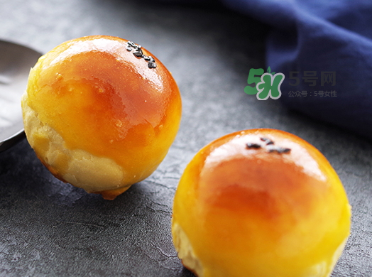 蛋黃酥多少錢一個(gè)？蛋黃酥多少錢一盒？