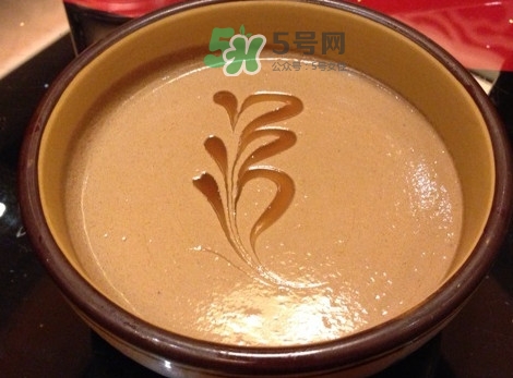 哺乳期能不能吃芝麻醬？坐月子可以吃芝麻醬嗎