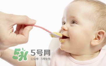 一歲后的寶寶如何喂養(yǎng)？寶寶喝牛奶好嗎？