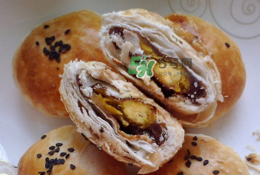 蛋黃酥為什么會(huì)爆開？蛋黃酥爆餡是什么原因？
