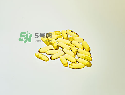 魚肝油可以空腹吃嗎？空腹可以吃魚肝油嗎？