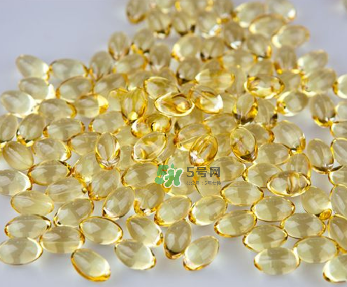 魚肝油可以和鈣一起吃嗎？魚肝油可以和奶粉一起吃嗎？