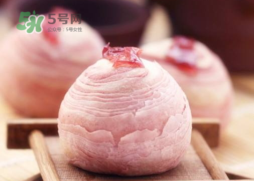 蛋黃酥為什么會(huì)開裂？蛋黃酥開裂原因