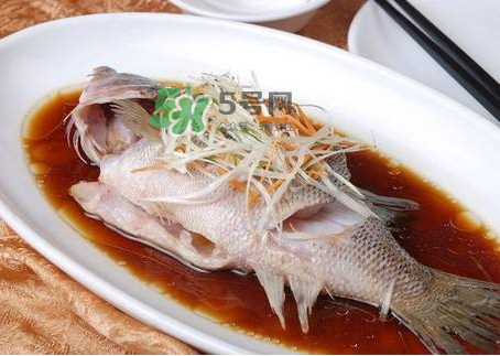 黑魚可以清蒸嗎？黑魚蒸多久？