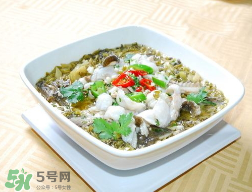 鯉魚可以做酸菜魚嗎？酸菜鯉魚的家常做法
