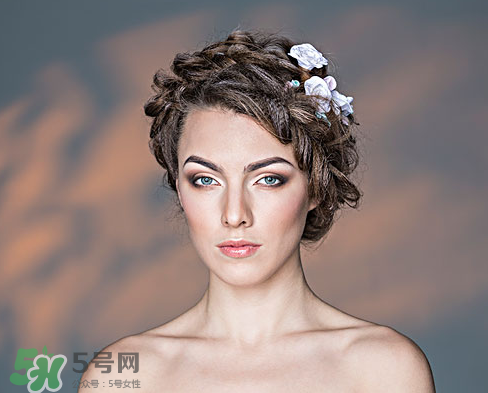 眼睛發(fā)黃是不是肝不好？眼睛發(fā)黃跟肝有關(guān)系嗎？