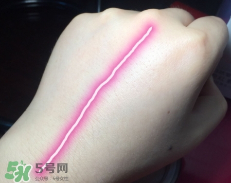 自然堂粉紅素顏霜怎么用？自然堂粉紅素顏霜使用心得