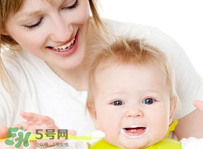 哺乳期來(lái)例假奶水會(huì)變少嗎？哺乳期來(lái)月經(jīng)奶水減少怎么辦？