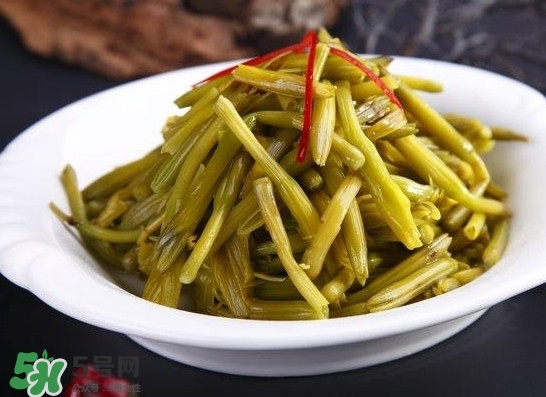 為什么說(shuō)黃花菜都涼了？黃花菜為什么要抽芯