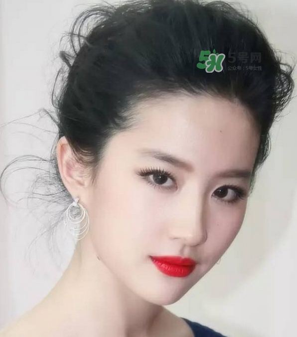 發(fā)際線低怎么調(diào)整？標(biāo)準(zhǔn)的發(fā)際線圖片