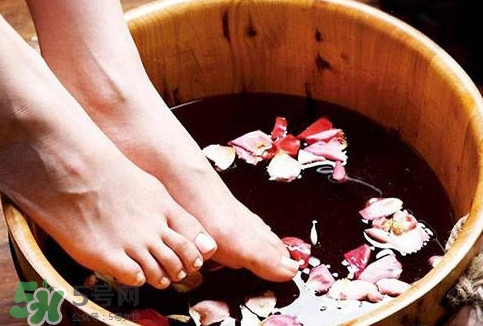 醋泡腳可以去死皮嗎？醋泡腳可以減肥嗎