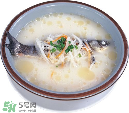 鯽魚湯怎么去腥味？鯽魚湯熬多長時間最好？