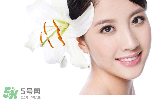 美牙儀能治氟斑牙嗎？氟斑牙可以用美白儀嗎？