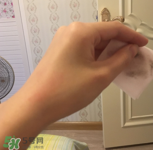 bobbi brown液體眼線(xiàn)筆多少錢(qián)？芭比波朗眼線(xiàn)液筆價(jià)格