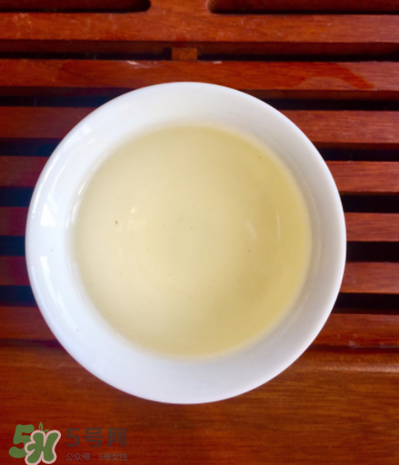 白毫銀針屬于綠茶嗎？白毫銀針是什么茶？