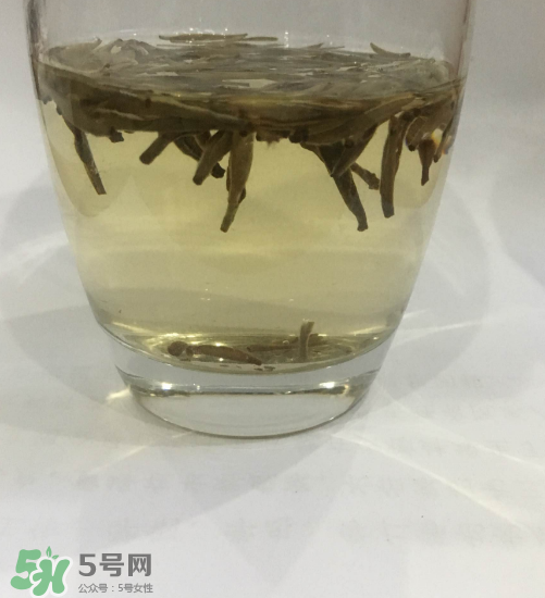 白毫銀針的產(chǎn)地在哪個(gè)??？白毫銀針是哪里產(chǎn)的？