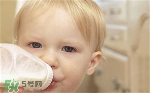 寶寶經(jīng)常換奶粉好嗎？經(jīng)常換奶粉對寶寶有什么影響？