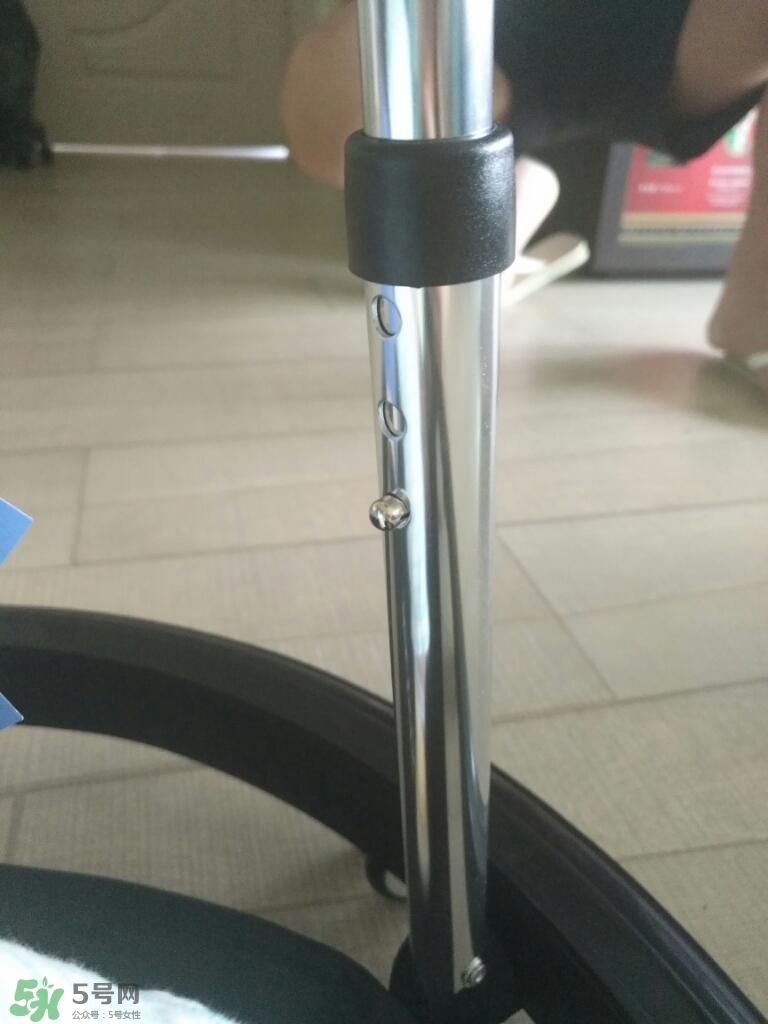 學步車哪個牌子的好？寶寶幾個月可以坐學步車？