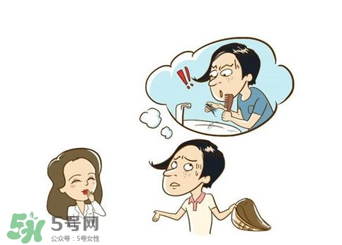 掉頭發(fā)與腎虛有關(guān)系嗎？掉頭發(fā)與熬夜有關(guān)系嗎