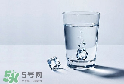 國家飲用水標準是什么？飲用水和礦泉水的區(qū)別