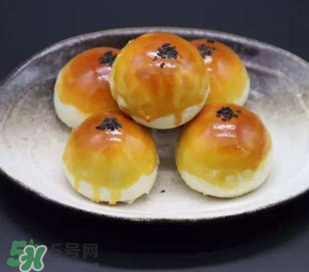 吃蛋黃酥會胖嗎？減肥可以吃蛋黃酥？
