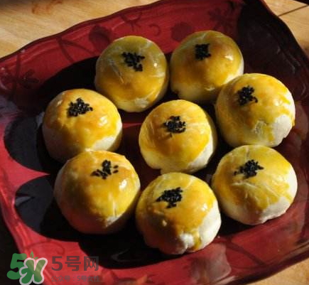 吃蛋黃酥會胖嗎？減肥可以吃蛋黃酥？