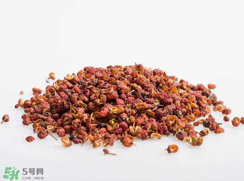 花椒泡腳有什么好處？花椒泡腳可以天天泡嗎？